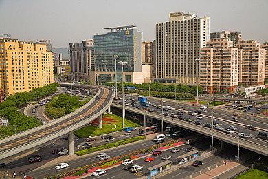 《最后的生还者》成史上评分最高的游戏改编真人剧集